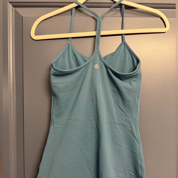 BUNDLE lululemon tops - Picture 5 of 11